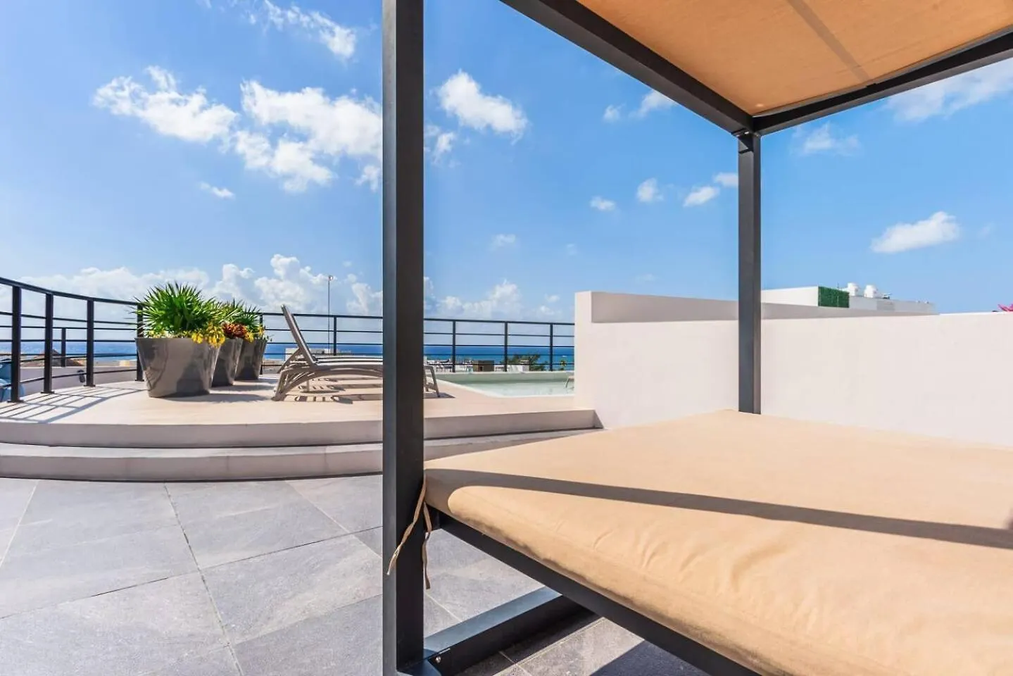 Private Room Top Location And Fridge 200M From Beach Playa del Carmen Vakantiehuis