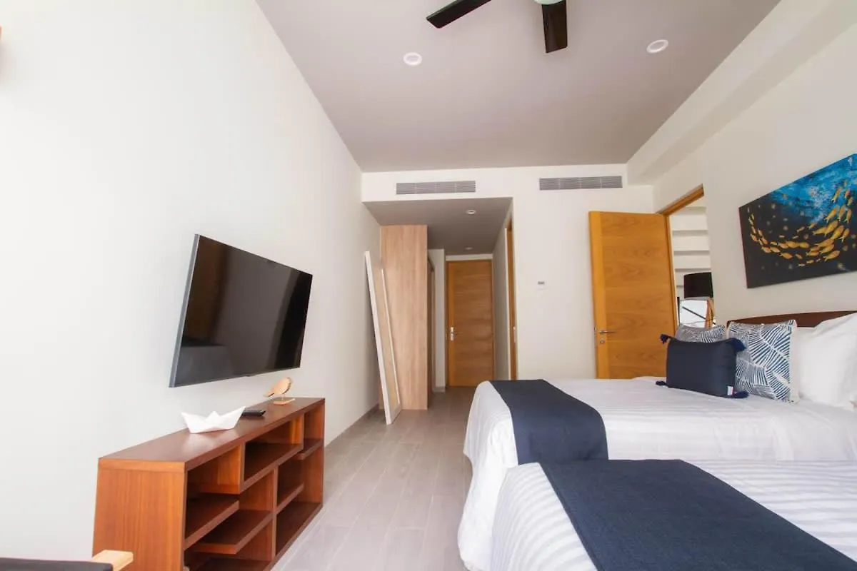 Vakantiehuis Private Room Top Location And Fridge 200M From Beach Playa del Carmen